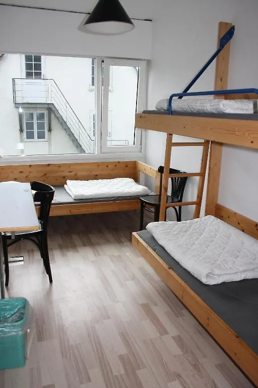 Hostel City Sleep-In 0*, אורהוס